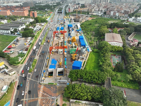 广州地铁八号线北延段水沥站航拍概览 张辰摄.JPG