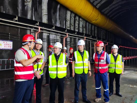 TBM施工现场.jpg